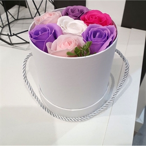 Flower box z róż mydlanych