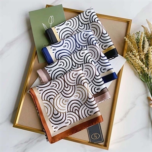 Chustka damska 70cm x 70cm