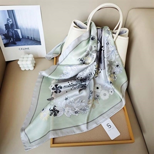 Chustka damska 70cm x 70cm