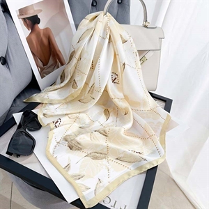 Chustka damska 70cm x 70cm