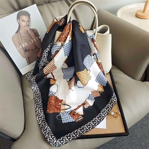 Chustka damska 70cm x 70cm