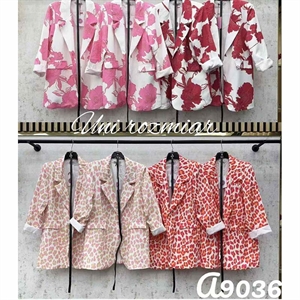 Marynarka damska produkt Włoski