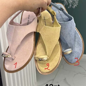 Płaskie sandały  36-41