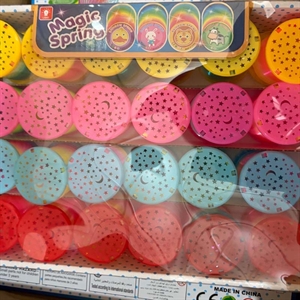 Zabawka - magiczna sprężyna