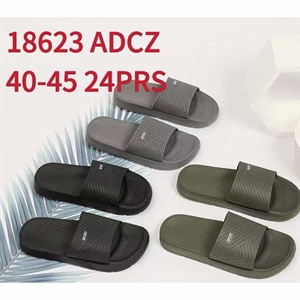 Klapki męskie  40-45