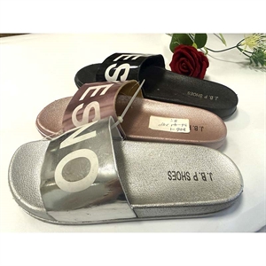 Klapki basenowe 36-41