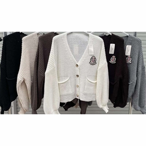 Sweter damski zapinany na guziki