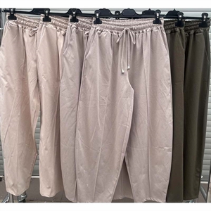 Spodnie damskie produkt Włoski