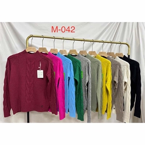 Sweter damski z golfem  S/M-L/XL