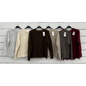 Sweter damski okrągły