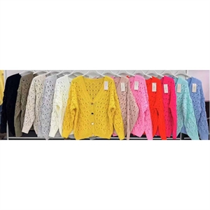 Narzutka sweterkowa damska