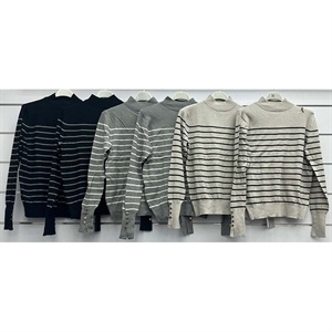 Sweter damski z półgolfem