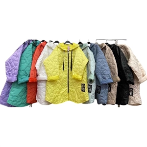 Kurtka damska produkt Włoski