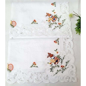 Bieżnik wielkanocny 85CM SQ