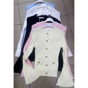 Sweter damski zapinany na guziki