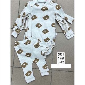 Komplet niemowlęcy produkt Turecki  3-12M
