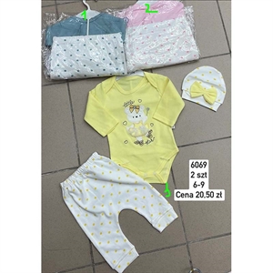 Komplet niemowlęcy produkt Turecki  6-9M