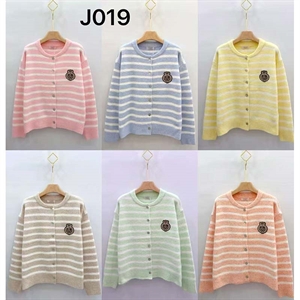 Sweter damski zapinany na guziki