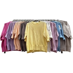 Sweter damski okrągły