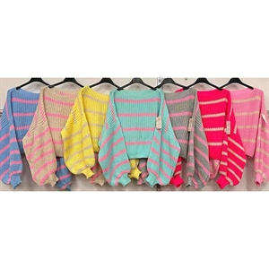 Sweter damski okrągły - Produkt Włoski