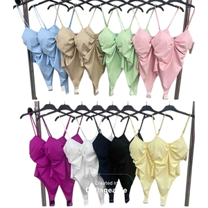 Body damskie bez rękawów produkt Włoski