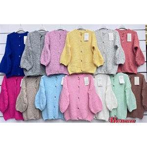 Sweter damski zapinany na guziki - Produkt Włoski