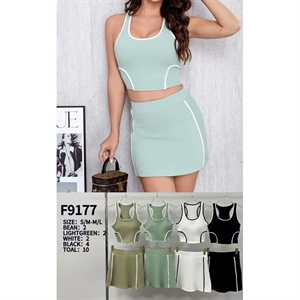 Komplet damski ze spódnicą  S/M-M/L
