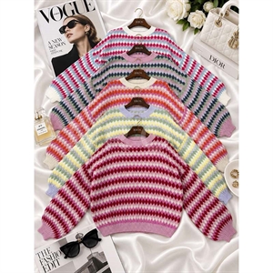 Sweter damski - Produkt Włoski