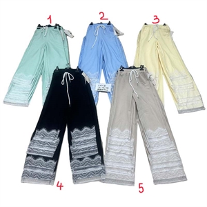 Spodnie dziewczęce z szerokimi nogawkami (6-16) - Produkt Włoski