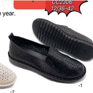 Buty wsuwane  36-42