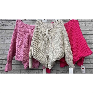 Sweter damski z dekoltem w serek