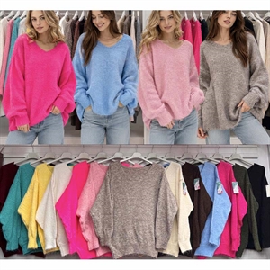 Sweter damski z dekoltem w serek