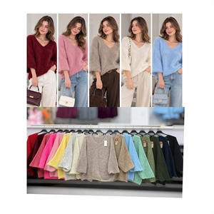 Sweter damski z dekoltem w serek