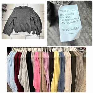 Sweter damski z półgolfem