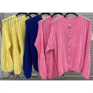 Sweter damski zapinany na guziki