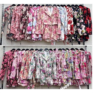 Kombinezon damski z długim rękawem produkt Włoski