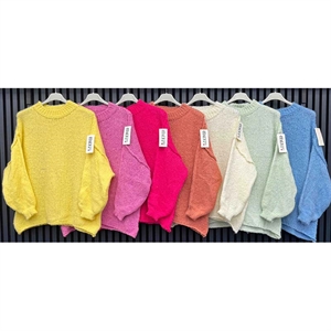 Sweter damski okrągły - Produkt Włoski