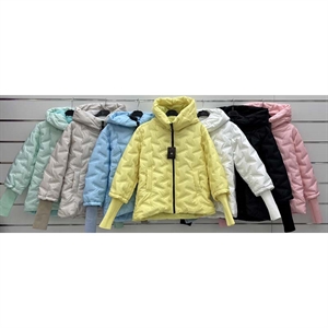 Kurtka damska produkt Włoski