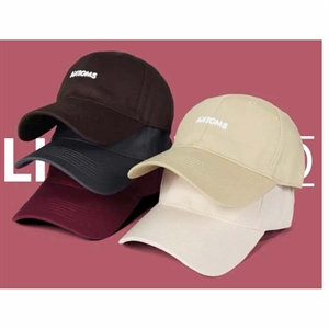 Czapka męska z daszkiem