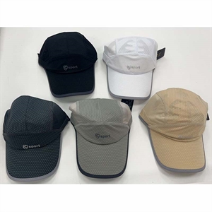 Czapka męska z daszkiem