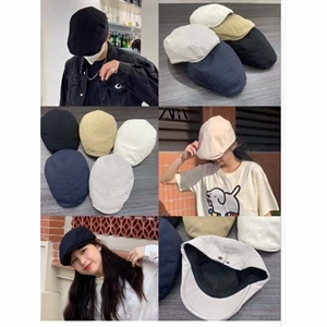 Czapka damska z daszkiem