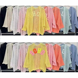 Ażurowy sweter damski - Produkt Włoski