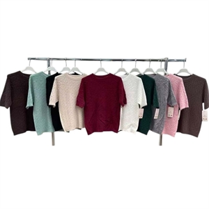 Sweter damski z krótkim rękawem