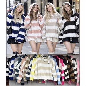Sweter damski z kapturem