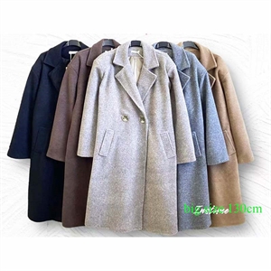 Płaszcz damski produkt Włoski