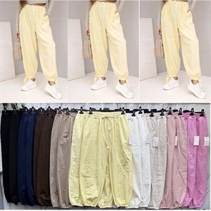 Spodnie damskie produkt Włoski