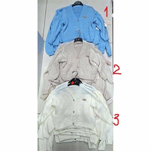 Sweter dziewczęcy zapinany na guziki  4-14 lat