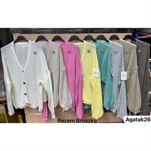 Sweter damski zapinany na guziki - Produkt Włoski