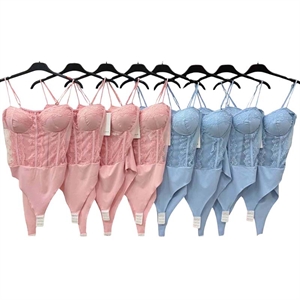 Body damskie produkt Włoski