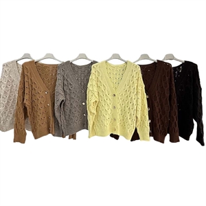 Sweter damski - Produkt Włoski